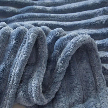 New Double Sided Warm Blanket Warm Skin-Friendly Throw Blanket Breathable Ultra Soft Bunny Blanket