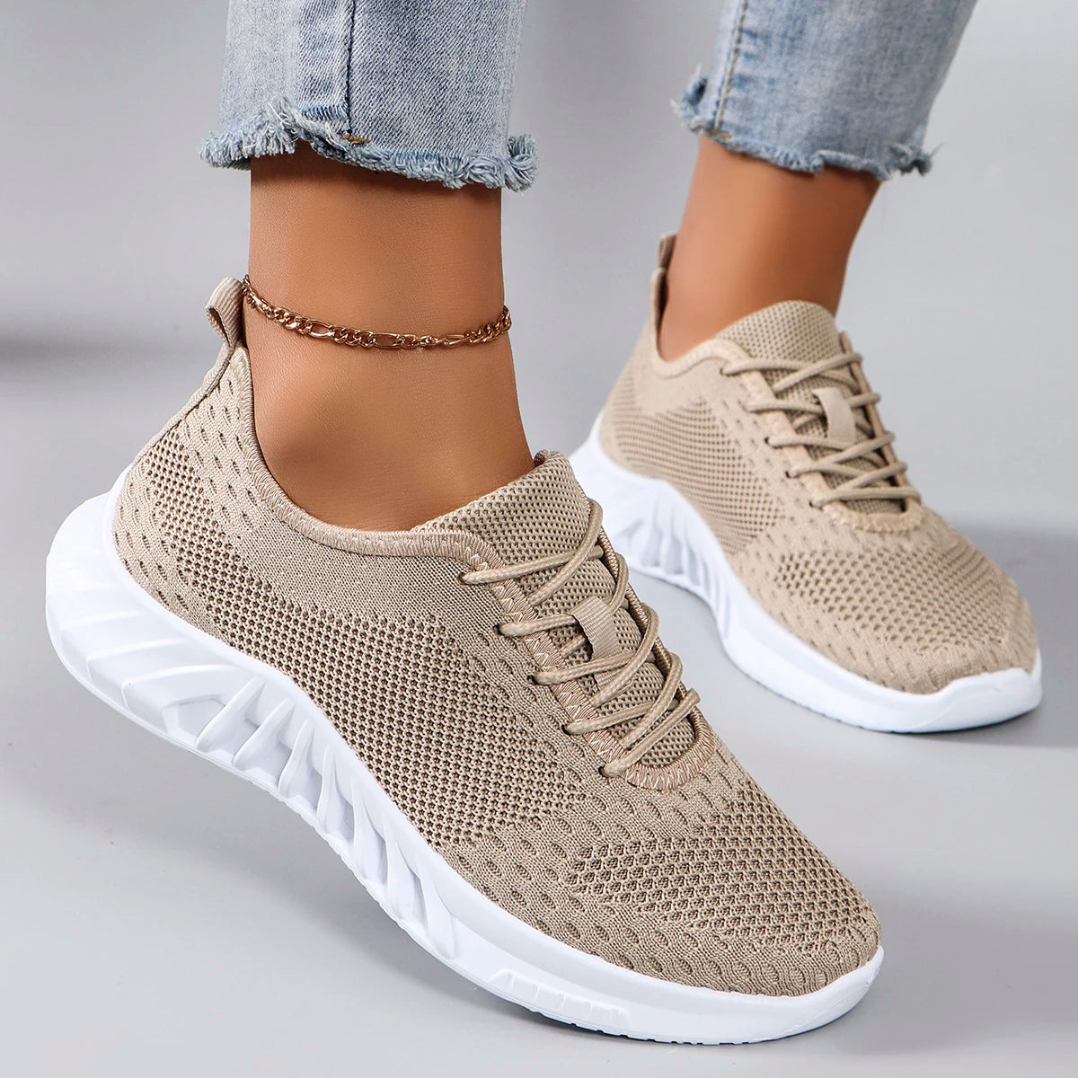 Spring new women's sports shoes, fashionable, breathable, lightweight, non-slip, wear-resistant, casual sports shoes, flat shoes