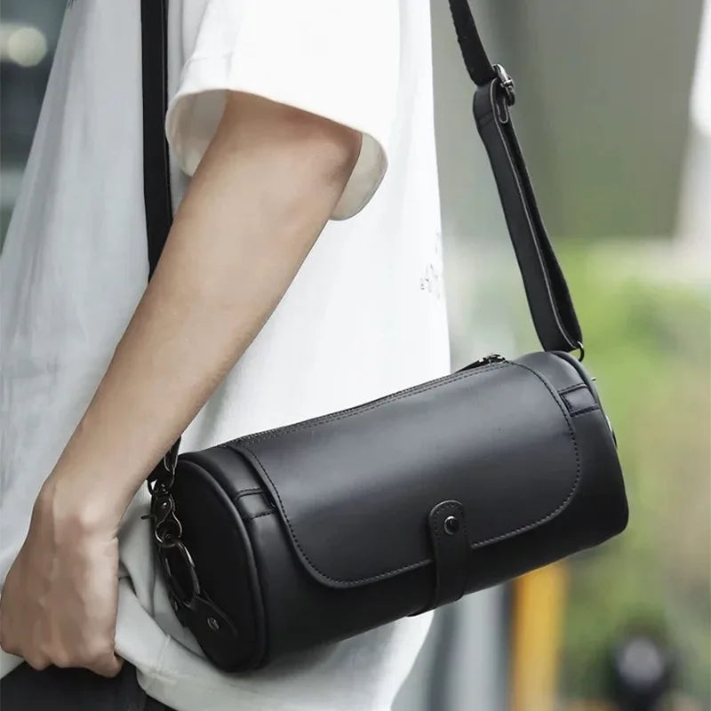 Retro Fashion Men's Crossbody Bags PU Leather Barrel-Shaped Shoulder Bag Men Crossbody Bag Flap Bucket Sling Mobile Phone Bag