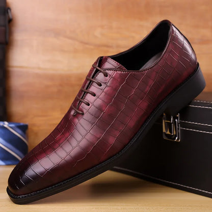 Luxury Mens Leather Shoes Retro Carved Lace-up Brogue Oxford Wedding Men Dress Shoes Male Formal Business Gentleman Office Shoes