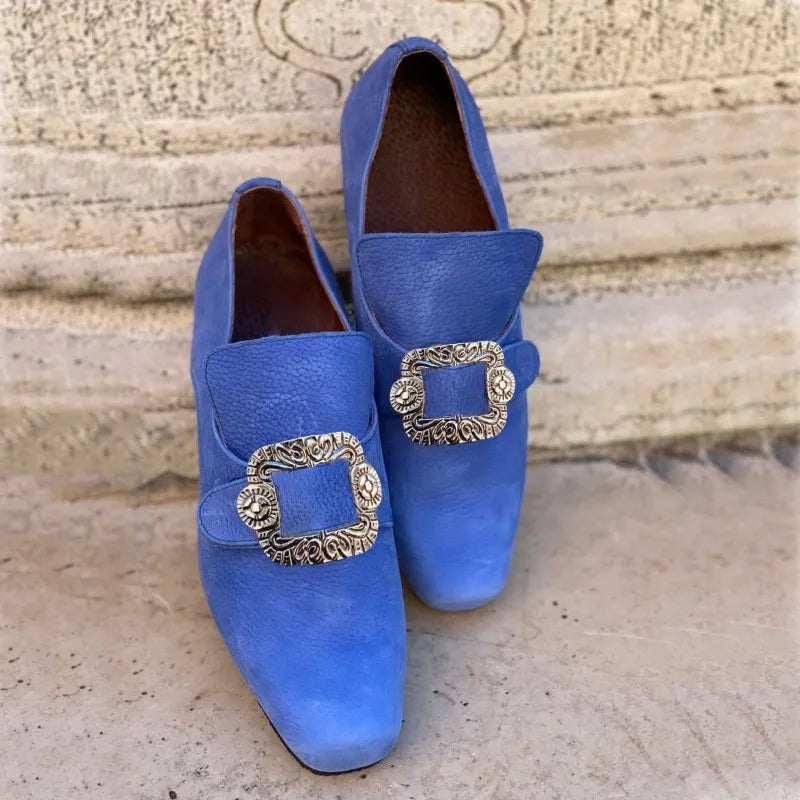2026 New Men's Shoes Victoria Retro Women High Heels Medieval Renaissance Role Playing Party Shoes Chunky Heel Men Leather Shoes