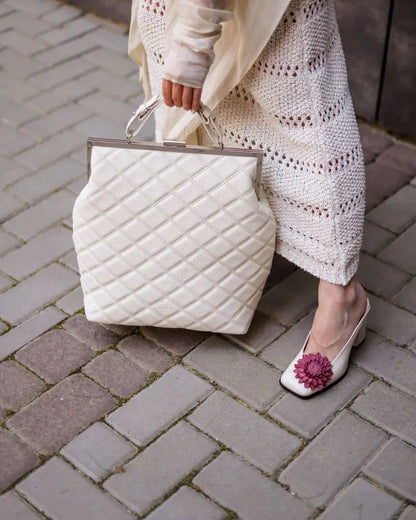 LOST IN VINTAGE Artificial Leather Bag Rhombus Fabric Kiss-lock Big Female Clutch Handbag Proudly Carried In Hand 36x30x15cm