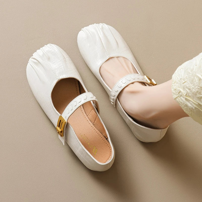 Pleated Retro Casual Flat Shoes Women Loafers Soft Sole Comfort Office Women Shoes Light Soft Leather Brand Ballet Flats Women