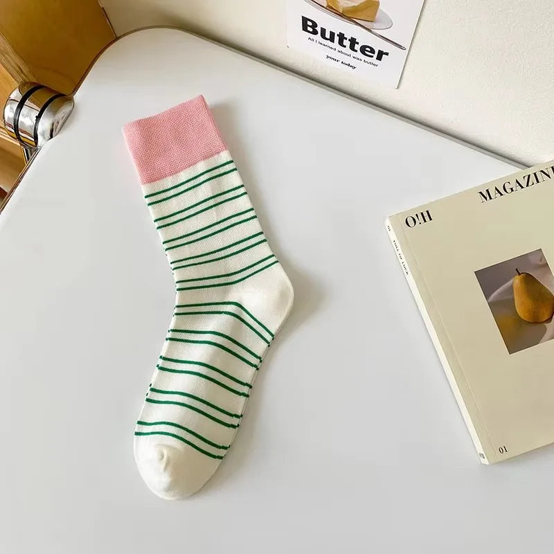 New Women Socks Cute Love With Heart Print Sock Cotton Harajuku Vintage Happy Female Dots Heart Kawaii Sox White Pink Crew Sock