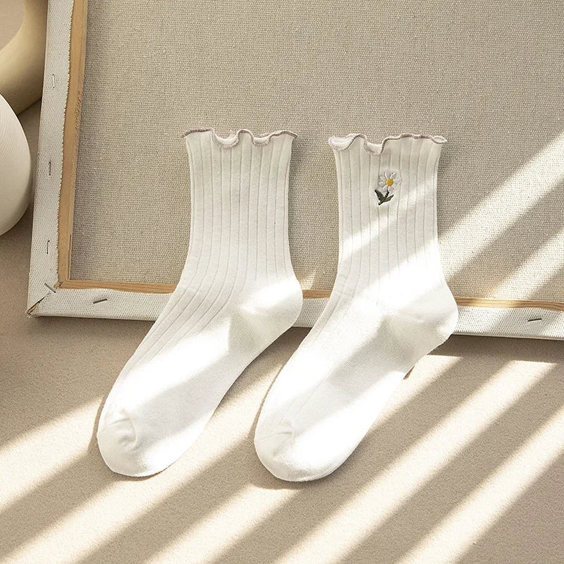 New Women Socks Korean Style Flower Trend Casual Cotton Socks Girls Frilly Ruffle Cute Sweet Breathable Kawaii Crew Socks Girls