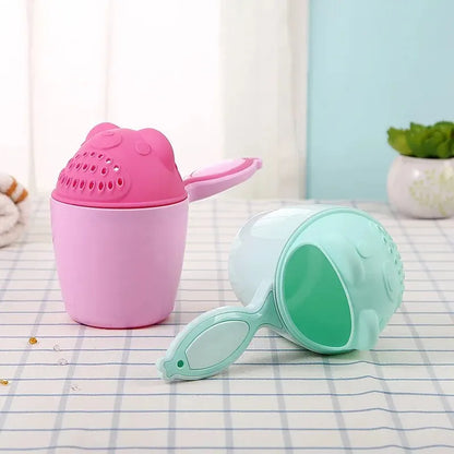 Toddler Shampoo Cup Baby Bath Caps Child Washing Hair Cup with Eye Protection Bathing Bailer Kids Shower Spoons - Bathing Tool