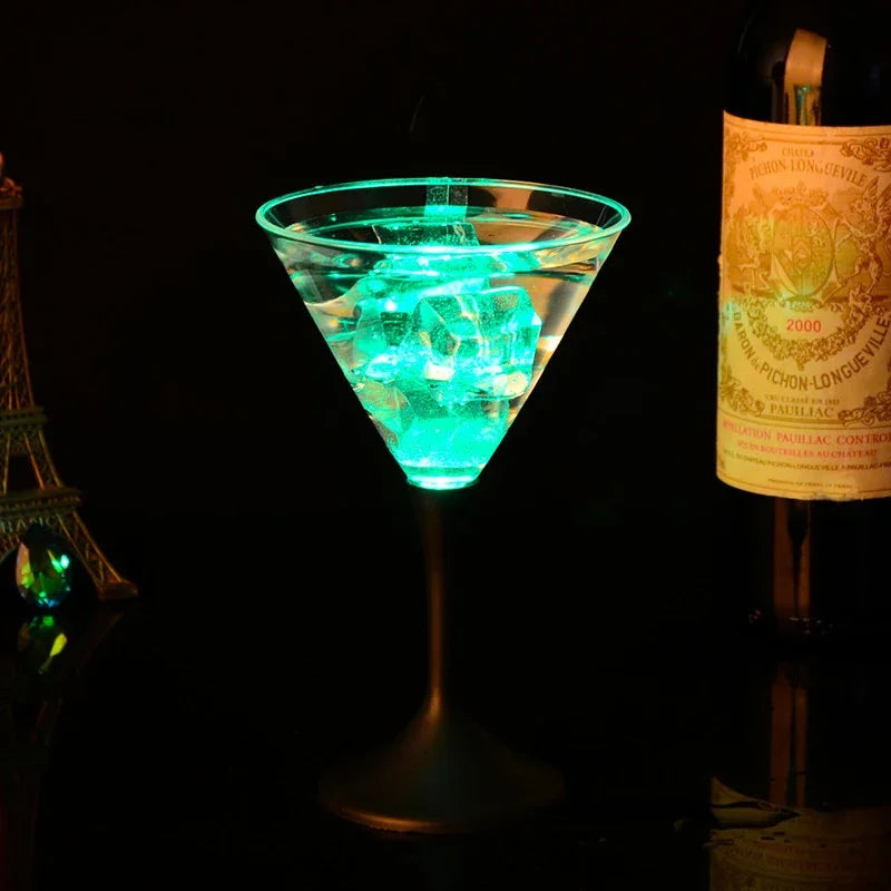 Flash Light Up Cups Sensor Shorts Glasses Fun Cup LED Drinking Blinking Barware for Bar Night Club Birthday Christmas Party
