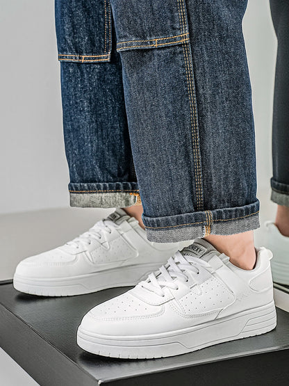Fashionable sports shoes - skate shoes. Low-top lace-up shoes with a school style and street style, suitable for daily outdoor