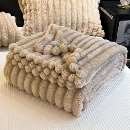 New Double Sided Warm Blanket Skin-Friendly Warm Conditioning Quilt Ultra Soft Solid Color Striped Blankets