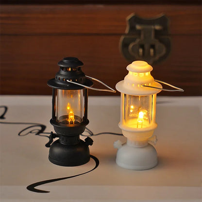 Dollhouse Mini Led Retro Glowing Pony Lantern Simulation Cande Light Night Light  Dolls Miniature oil light Lamp Home Decor Toy