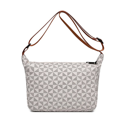 Neutral style bag with a combined design for men and women, suitable for travel. PU cross-body bag.