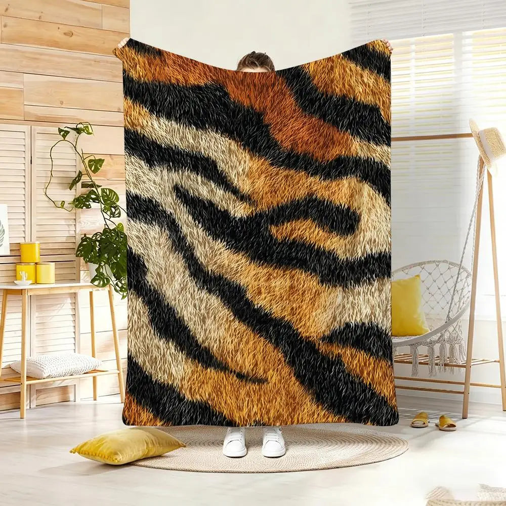 Fashion Animal Print Throw Lightweight 240g Flannel Blanket Soft Skin-friendly for Summer Cooling