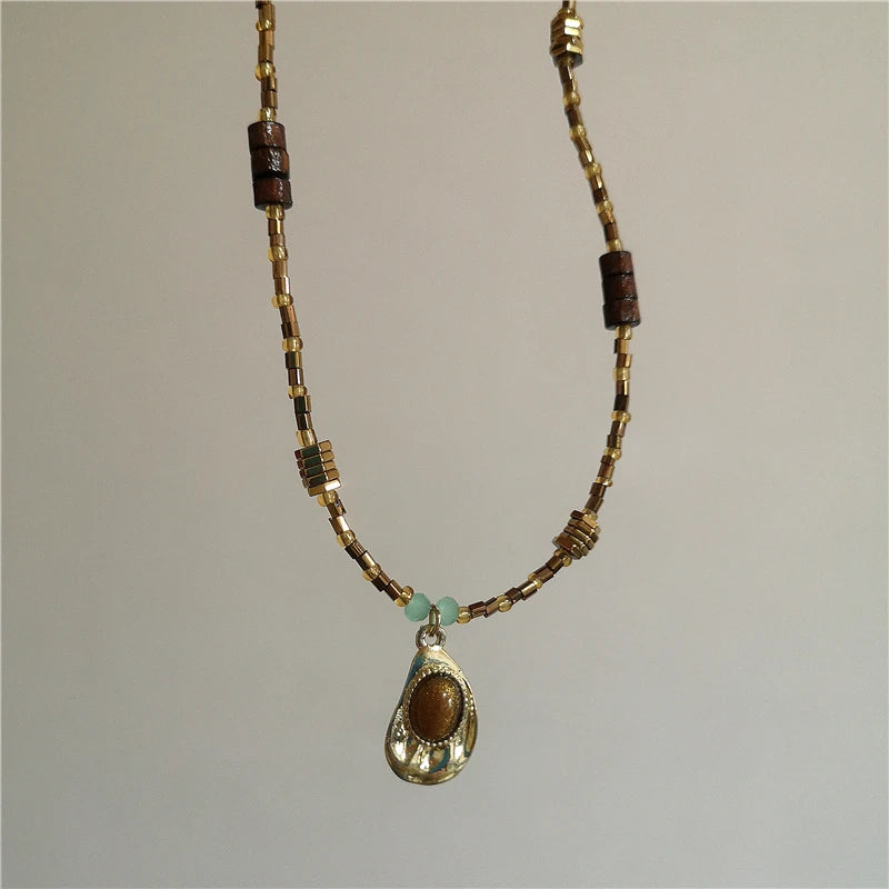 Vintage Leather Brown Stone Sun Pendant Beaded Choker Clavicle Chain Necklace For Women Unique Y2K Personalized Grunge Jewelry