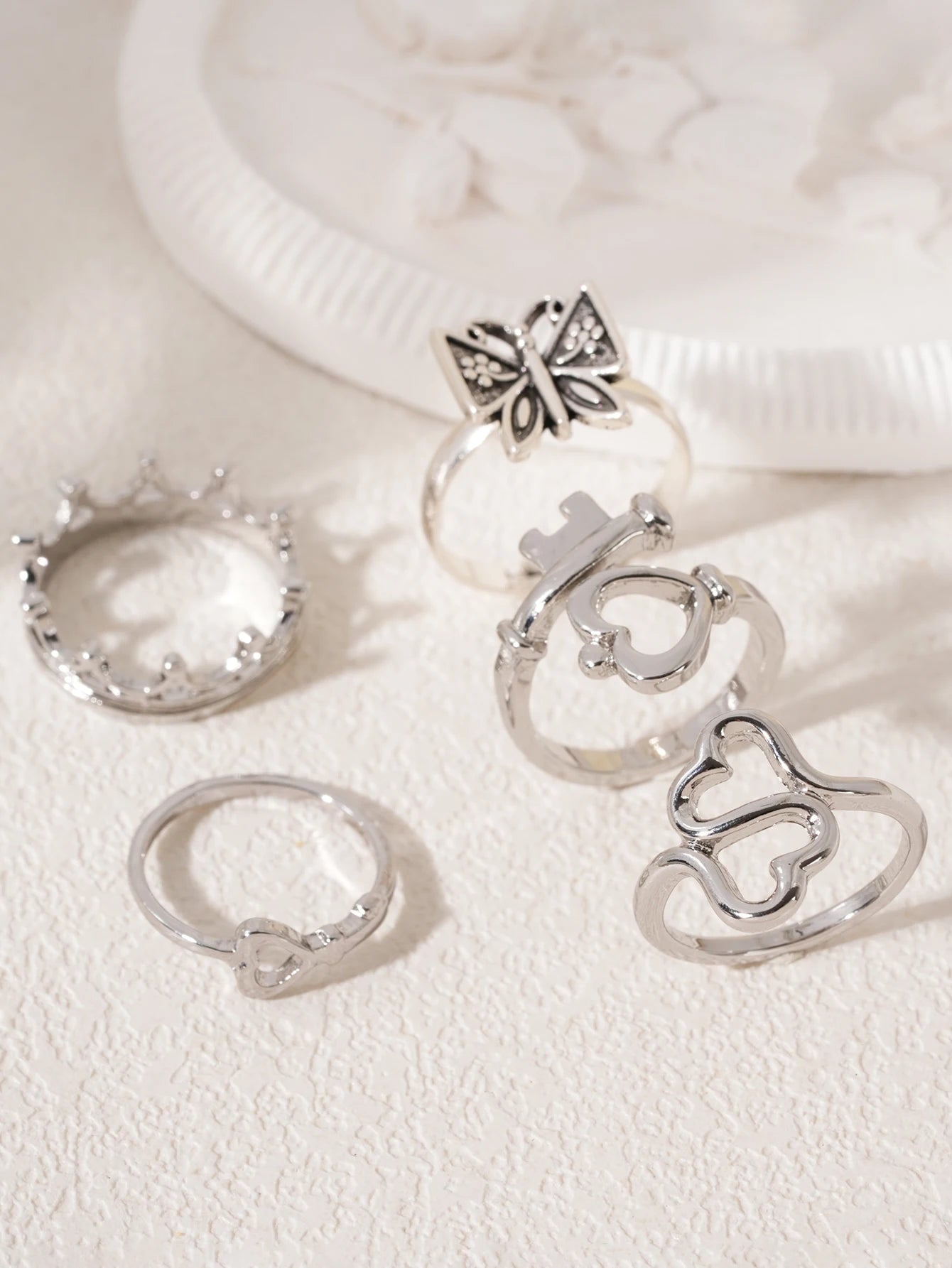 Heart Butterfly Ring Set Crown Heart-Shaped Designs Stackable Vintage Jewelry for Women, Boho Punk Fashion Accessory
