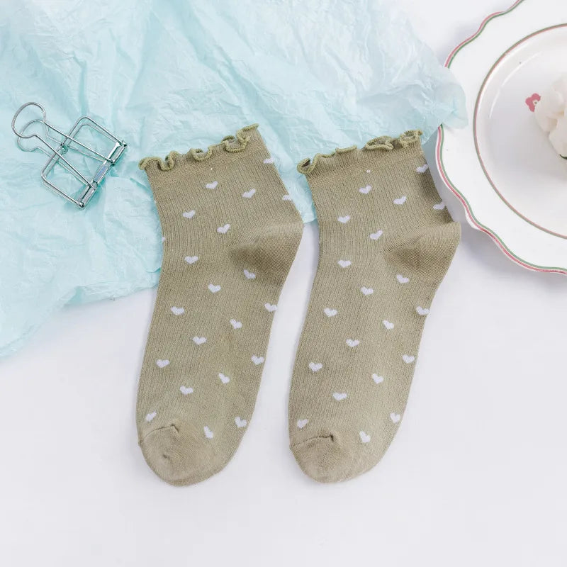 New Women Socks Cute Love With Heart Print Sock Cotton Harajuku Vintage Happy Female Dots Heart Kawaii Sox White Pink Crew Sock