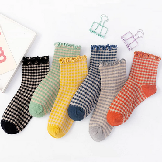 Women's Socks Autumn Checkered Retro Vintage Cotton Socks Crew Comfortable Color Fashion Sock Elastic Plaid Short Socks Woman Sox