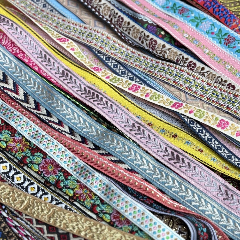 5 Yards 1~3CM Geometric Flower Designs Are Selling Well Embroidered Jacquard Ribbon Decorative Clothing Dog Chain Curtains