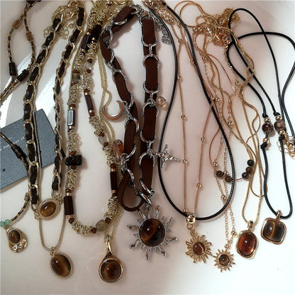 Vintage Leather Brown Stone Sun Pendant Beaded Choker Clavicle Chain Necklace For Women Unique Y2K Personalized Grunge Jewelry