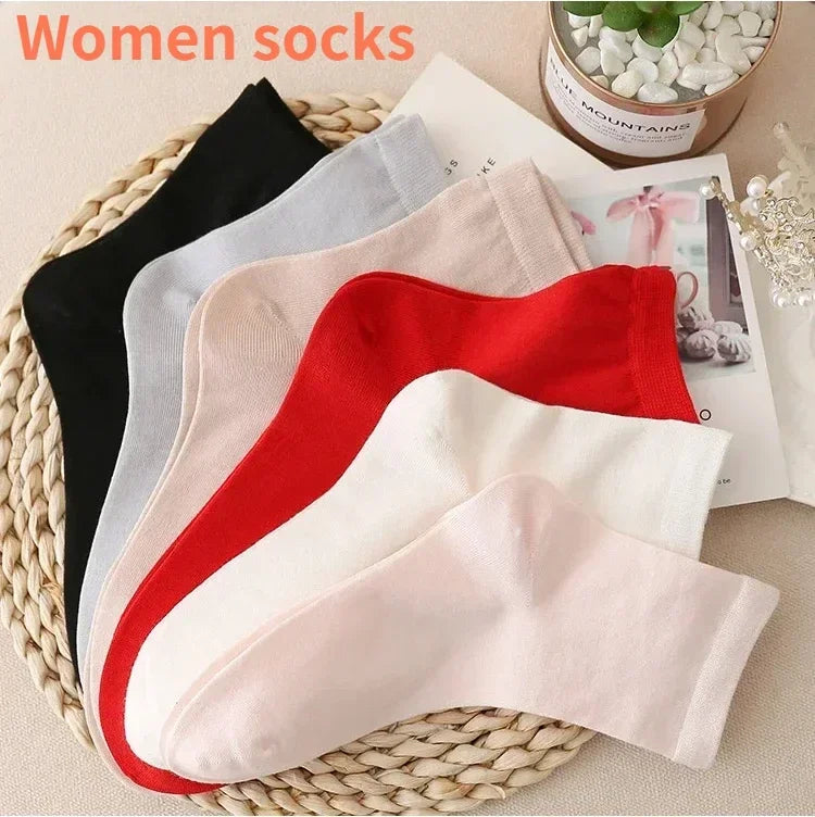 Women's Mulberry Silk Socks Thin Anti-odor Breathable Sweat-absorbent Ankle Socks / 80% Mulberry Silk+17% Nylon+3% Spandex