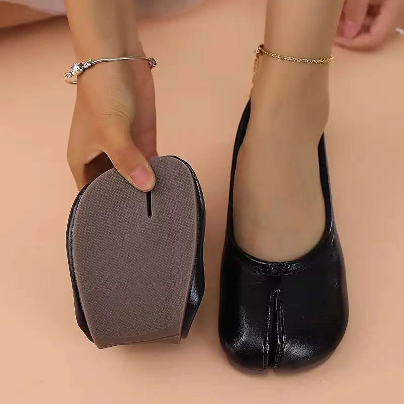2026 New Women's Split-Toe Tabi Flats, Soft Leather Slip-On Ballet Shoes, Comfortable Casual Daily Wear Flat Shoes for Ladies