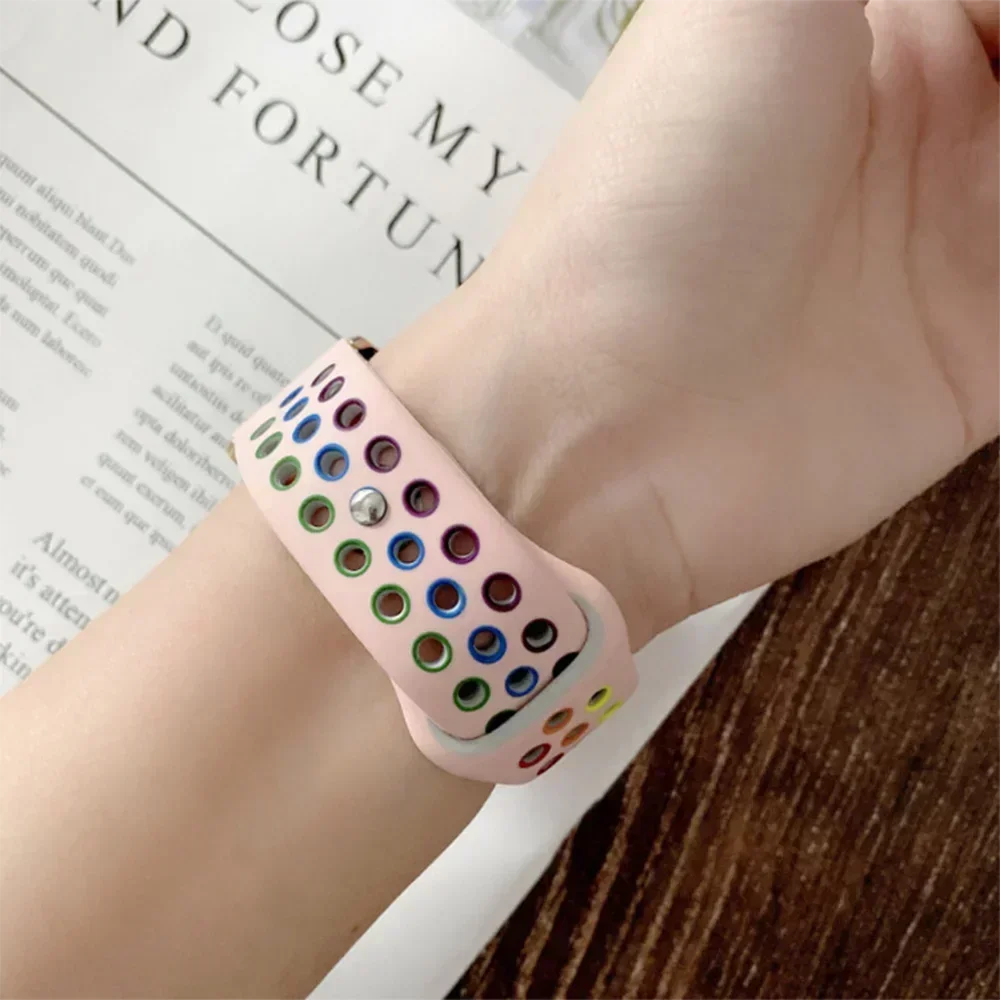 Silicone Sport Straps For Apple Watch 10 Band 45mm 44mm Ultra2 49mm 38/40mm 41mm 42 46mm Bracelet iWatch Series 8 7 6 4 5 3 9 SE
