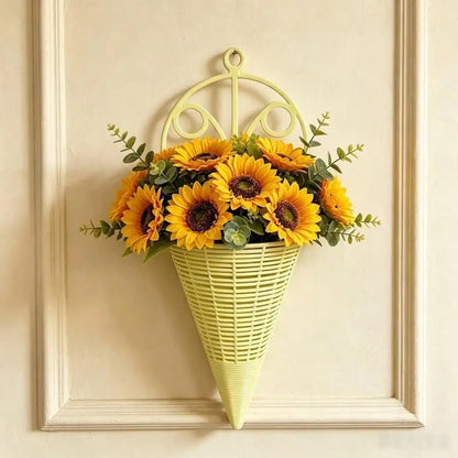 2pcs Brown/Cream Plastic Wall Hanging Flower Basket, One-Piece Cone-Shaped Wall Hanging Flower Pot Holder, Indoor/Outdoor Home G