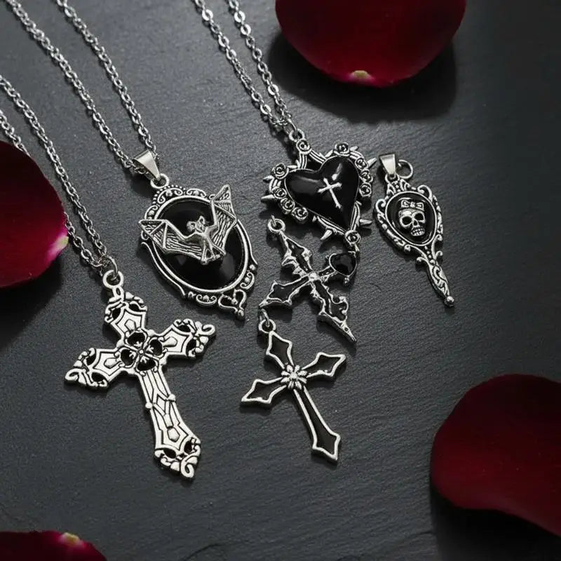 5Pcs Gothic Necklace Set For Women Halloween Jewelry Heart Bat Spider Cross Pendant Sweater Chain Trendy Daily Accessories Gift