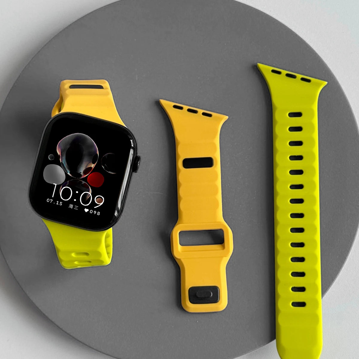 Silicone Sport Band for Apple Watch Ultra 3/2 49mm 42 44 38 40 41mm Two Tone Adjustable Strap for Iwatch S11 10 9 8 7 6 SE3 Belt