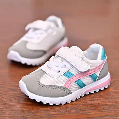 Children's Popular Outdoor Sports Shoes Children Breathable Mesh Running Shoes Baby Comfortable Sports Shoes Boys Casual Sneaker