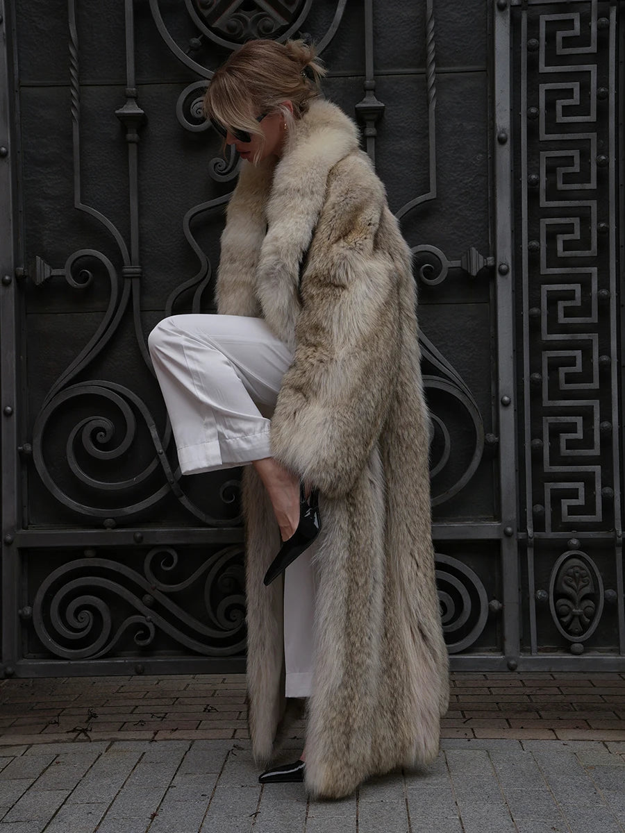 Women Winter Faux Fur Coat Long Fluffy Beige Old Money Style 2026 New Lapel Collar Elegant Warm Luxury Outerwear