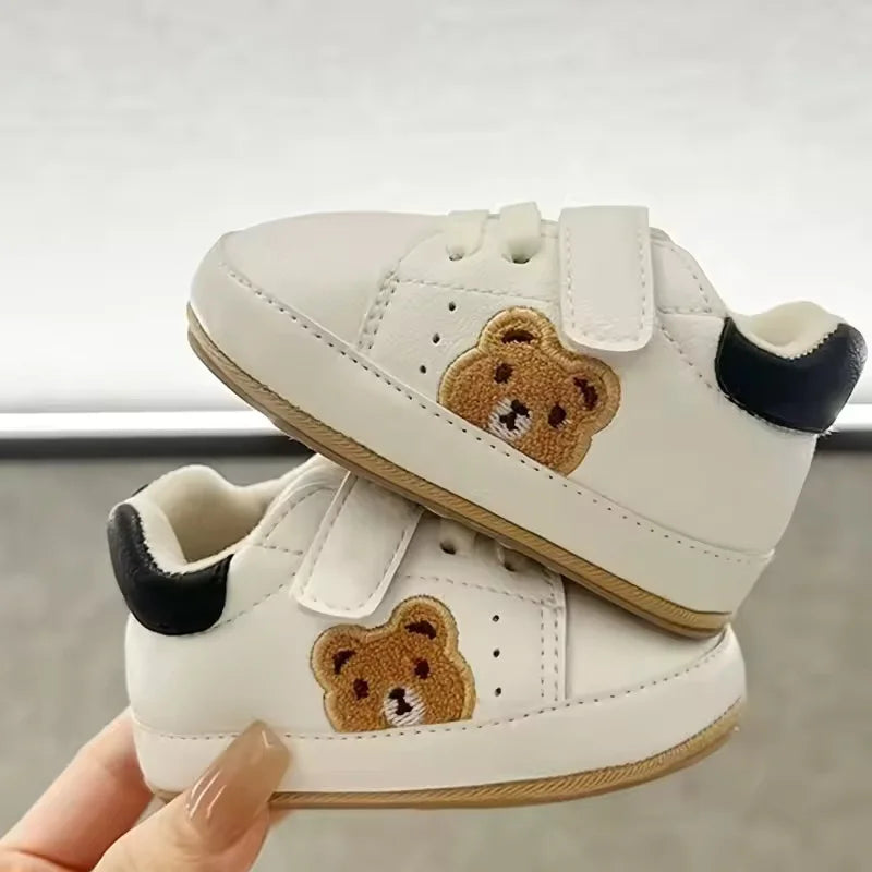 Boys and Girls Panda Sports Shoes in Spring and Autumn Seasons