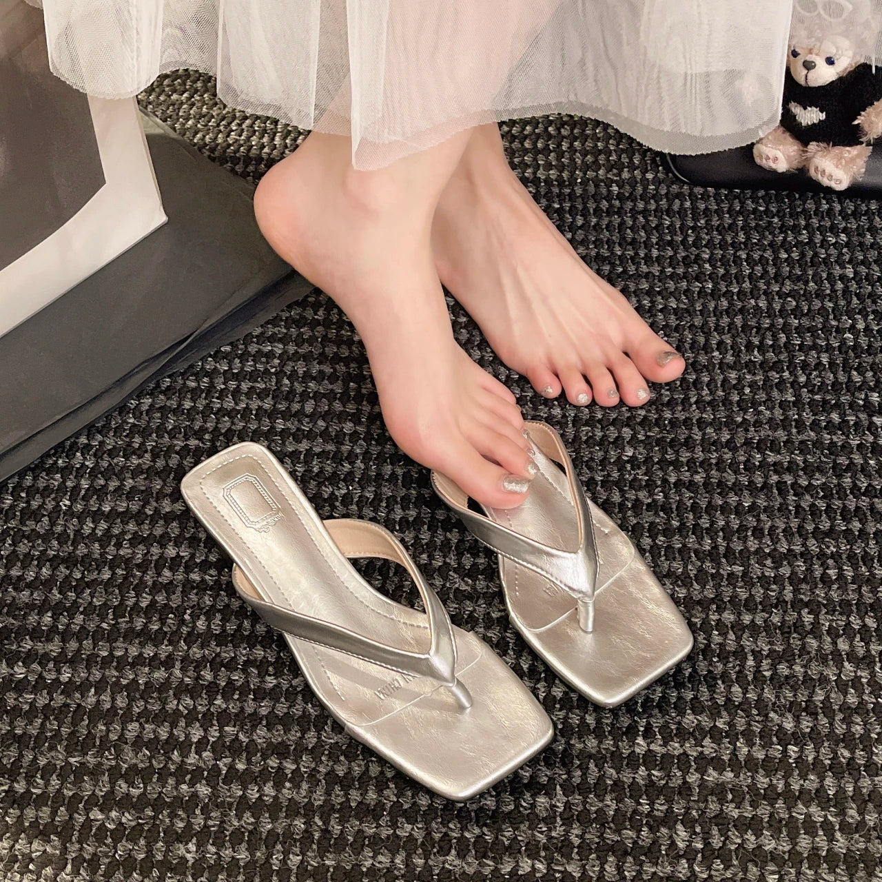 2025 New  Summer New Soft Leather Square Toe Cat with Flip-flops Women Fashion Thin Belt Thin Heel Soft Sole Flip-flops