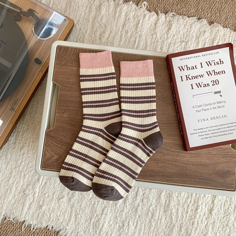 New Women Socks Cute Love With Heart Print Sock Cotton Harajuku Vintage Happy Female Dots Heart Kawaii Sox White Pink Crew Sock