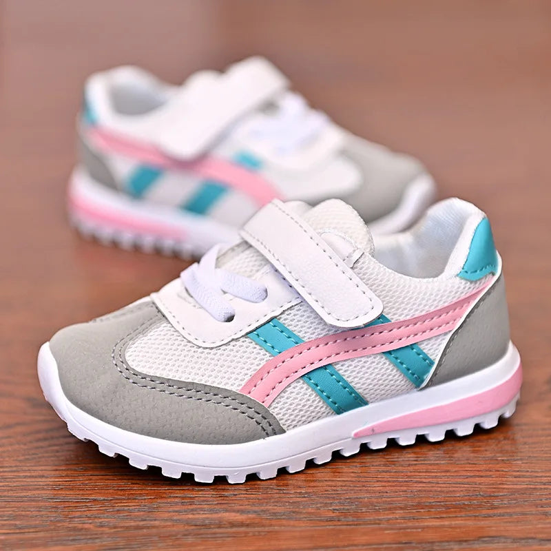 Children's Popular Outdoor Sports Shoes Children Breathable Mesh Running Shoes Baby Comfortable Sports Shoes Boys Casual Sneaker