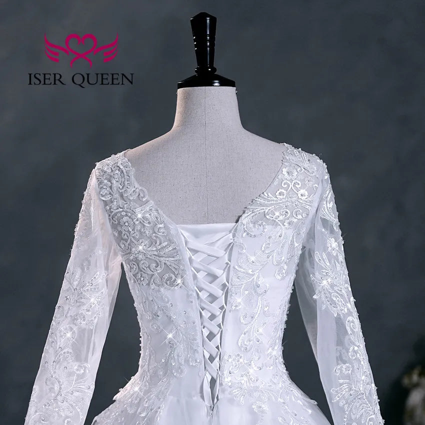 Customized Full Sleeves Pretty Lace Appliques Wedding Dresses 2026 New Plus Size Ball Gown Princess Bride Dress Elegant WX0301