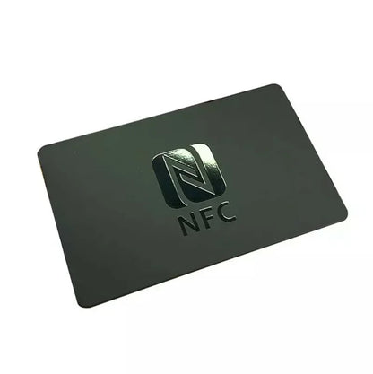 Wholesale Customized NFC Business Card Tag 213 Programmable Smart Luxury QR Code PVC VIP NFC Business Card