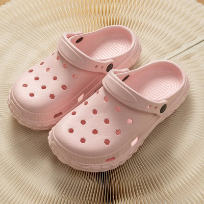 Women and Men's Hole Shoes Summer Non-Slip Outdoor Sandals Closed Toe Shit Feeling Beach Slippers Thick Bottom Soft Bottom