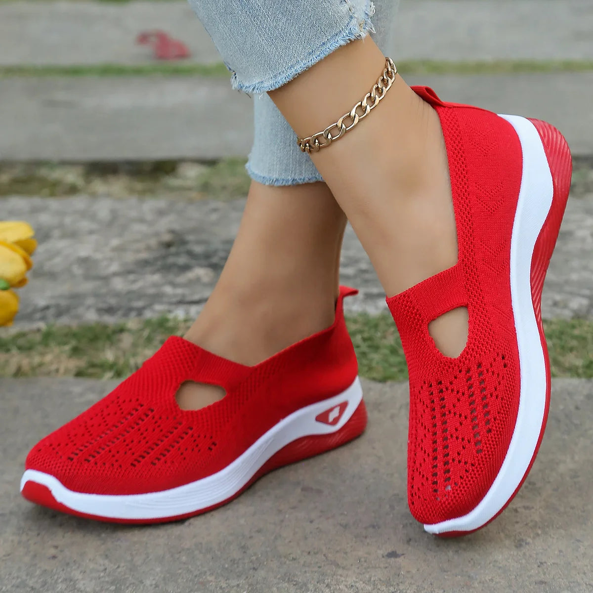 Spring New Women's Sports Shoes, Fashionable, Breathable, Lightweight, Non-slip, Wear-resistant, Casual Sports Shoes, Flat Shoes