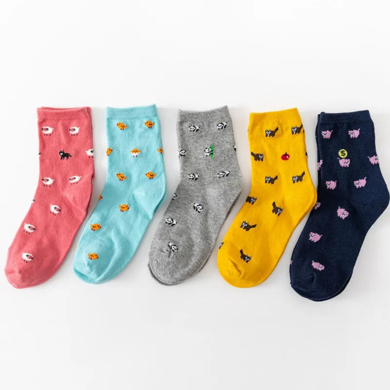 5 Pairs Women Cat Print Mid Tube Socks Fashionable Multi-Color Cartoon Patterns That Soft Comfortable Breathable Casual Socks