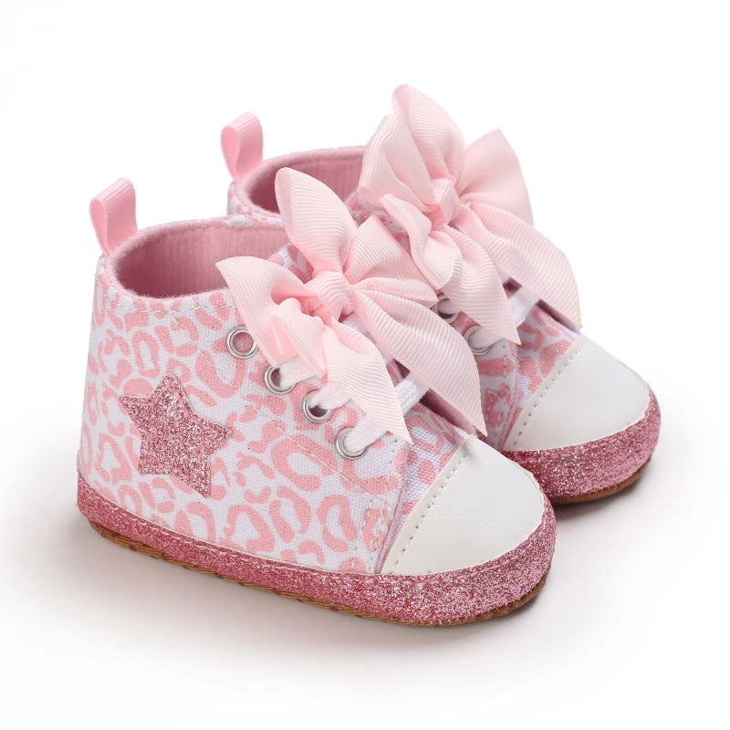 Cute and classic pink themed casual flat shoes for baby girls, soft and comfortable baby walking shoes for 0-18 months