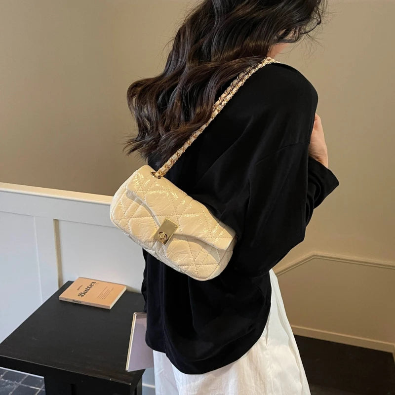Women 2026 New Fashion Package Simple Daily Commuting Foreign Style Rhombus Chain Versatile One Shoulder Pack Messenger Bag