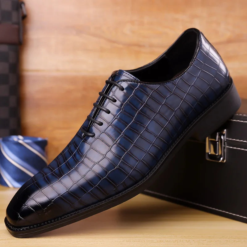 Luxury Mens Leather Shoes Retro Carved Lace-up Brogue Oxford Wedding Men Dress Shoes Male Formal Business Gentleman Office Shoes