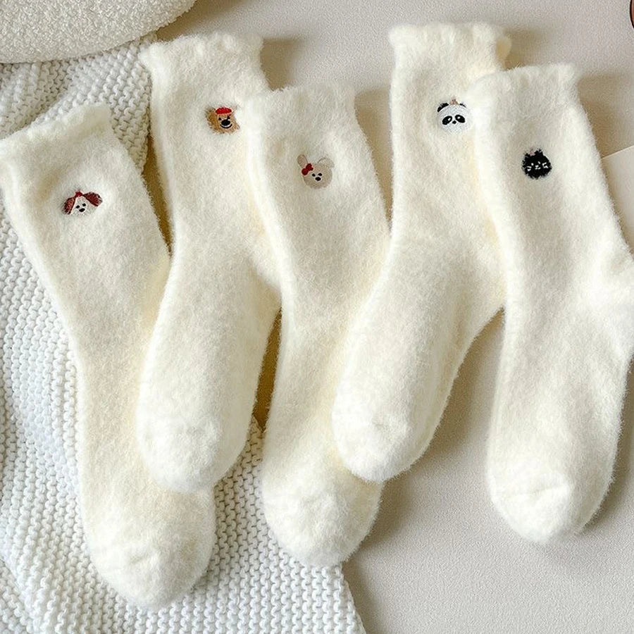 5pairs Soft Bowknot Love Embroidered Socks, Mid-Crew Knit Socks for Women, Cozy Fluffy Socks for Spring Fall Winter