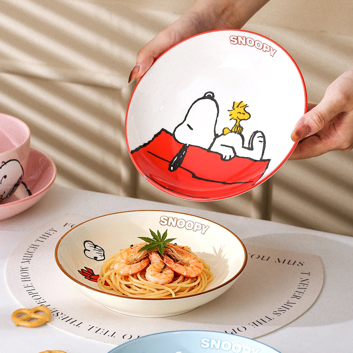 New 4 Pcs Cute Cartoon Snoopy Ceramic Tableware Gift Box Set Cup Spoon Bowl Plate Heatable Beautiful Tableware Kid Birthday Gift