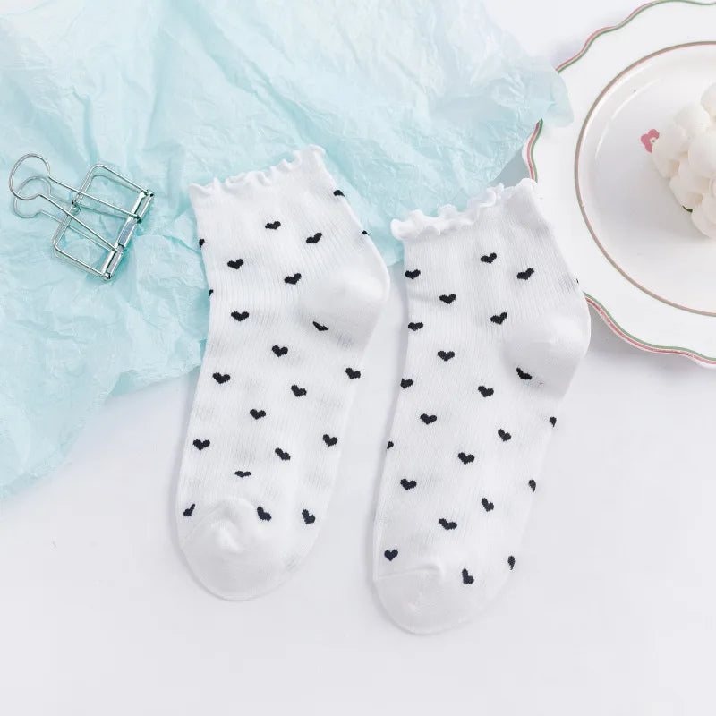 New Women Socks Cute Love With Heart Print Sock Cotton Harajuku Vintage Happy Female Dots Heart Kawaii Sox White Pink Crew Sock