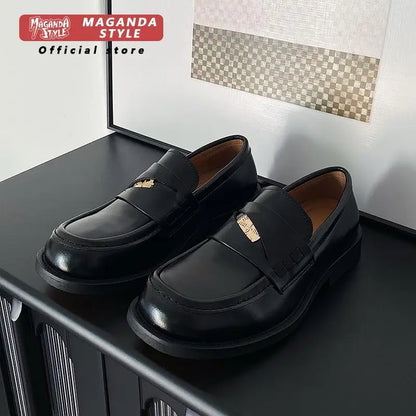 Loafers leather shoes men gold coin design British style formal dress shoes for work commuting leisure and business set in derby
