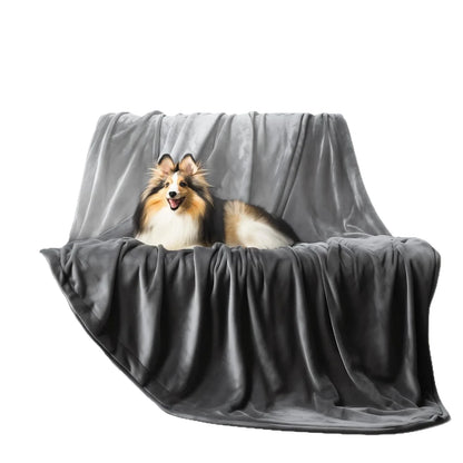 Soft Flannel Pet Blanket Waterproof Splash Resistant Comfortable Blanket for Pet and Couple