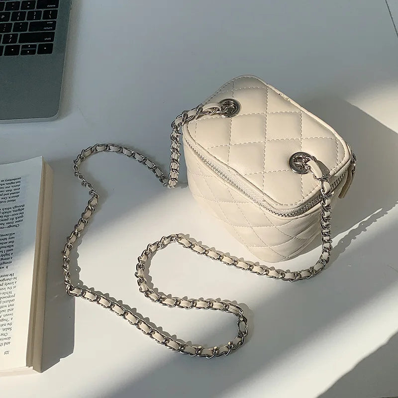 Bag Women's Korean Niche One Shoulder Crossbody Rhombus Chain Bag Premium Sensory Red Packet Fashion Mini Box Bag
