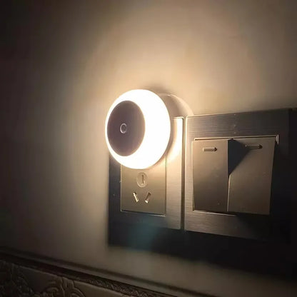 Intelligent Motion Sensor Night Light Auto On/Off Wireless Night Light LED Plug-in Wall Lamp Bedroom Bedside Lamp Home Lighting