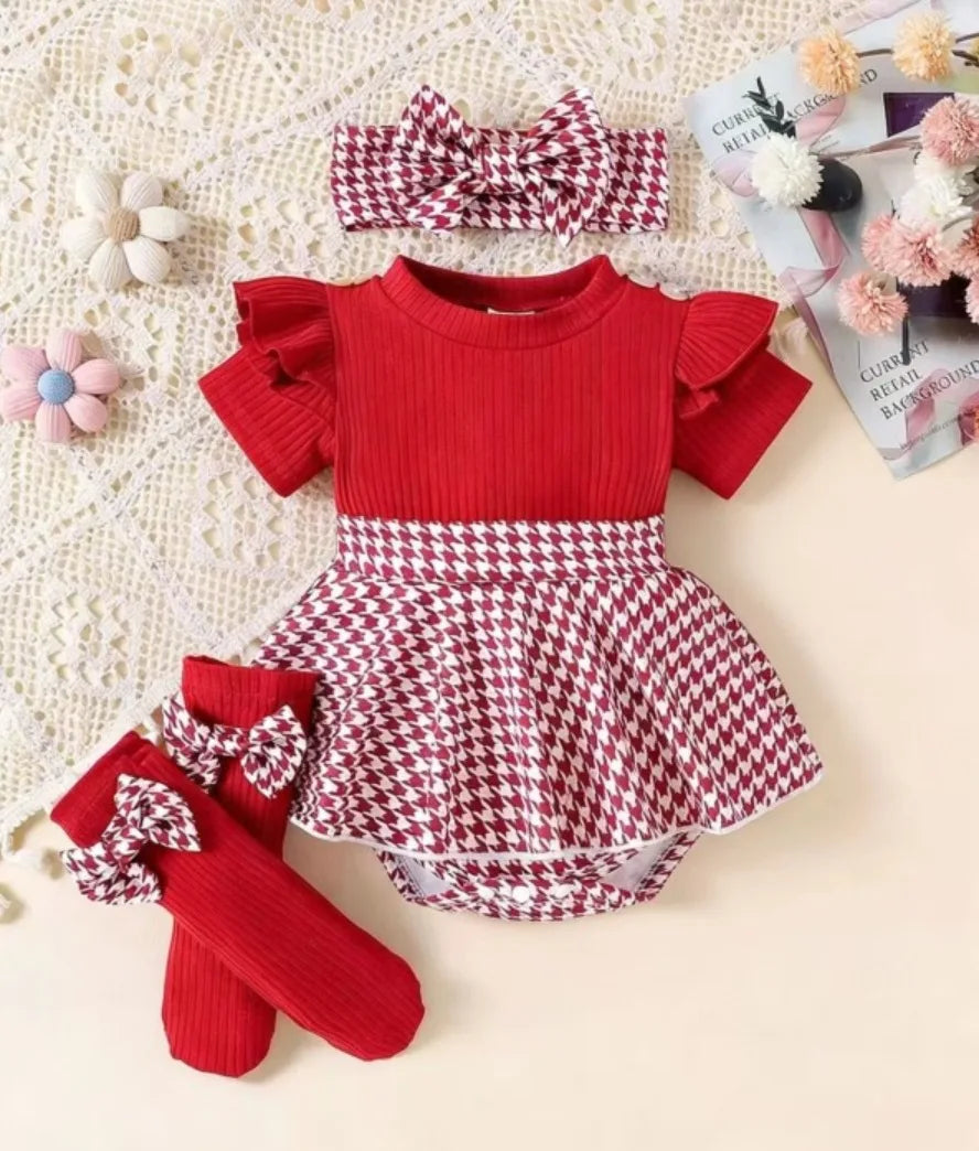 Baby Girl Bodysuit Dresses Short Sleeve Heart Shape Bow Romper Infants Onesies With Socks Headband 3pcs Sets For Newborn Girls
